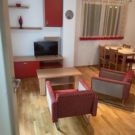 Apartmani Selce - Parking Place!!