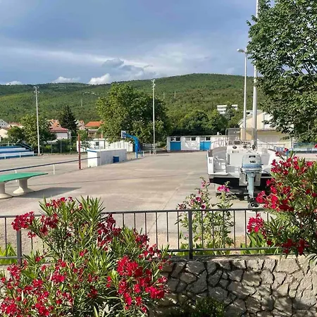 Apartmani Selce - Parking Place!! *